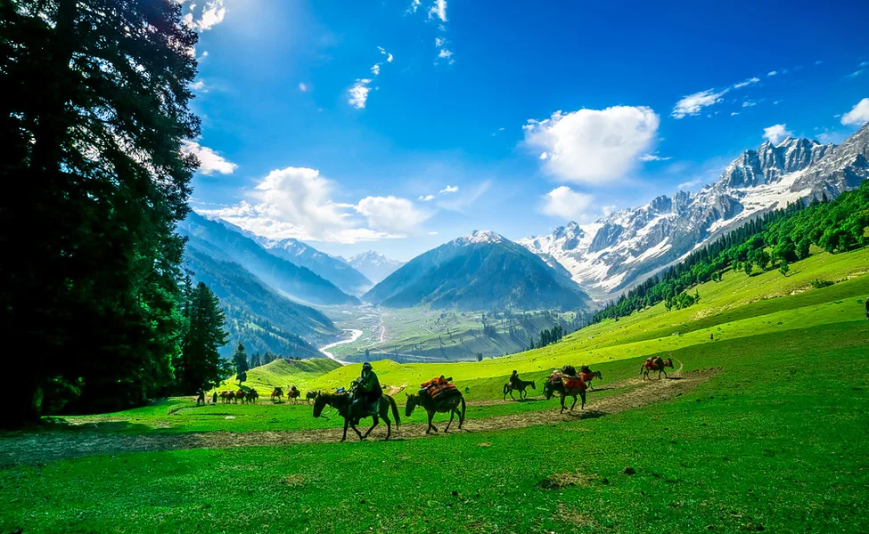 KAshmir - Best Places to Visit in India in June